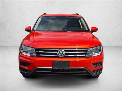 Used 2019 Volkswagen Tiguan SE w/ Panoramic Sunroof Package AWD/4WD image 2