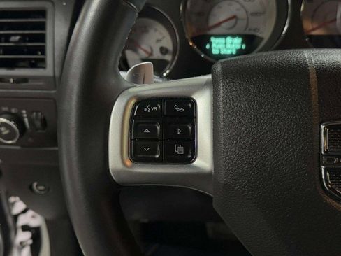 Used 2012 Dodge Challenger SXT Plus image 27