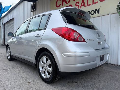 Used 2009 Nissan Versa Hatchback w/ Convenience Pkg FWD image 7