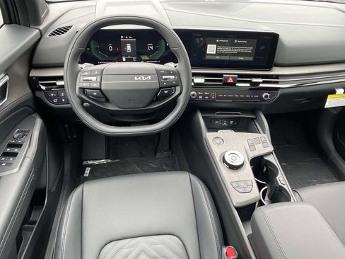 New 2026 Kia Sportage X-Line image 9