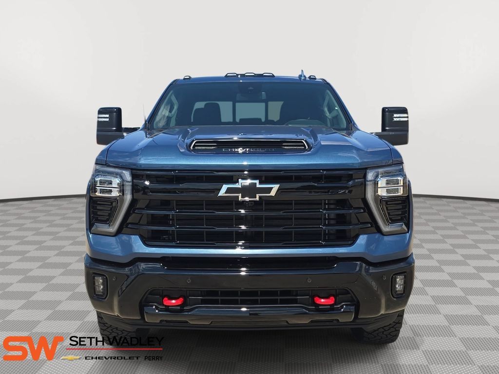 New 2026 Chevrolet Silverado 2500 LTZ w/ LTZ Plus Package AWD/4WD image 2