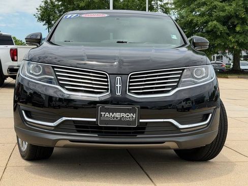 Used 2017 Lincoln MKX Reserve FWD image 3