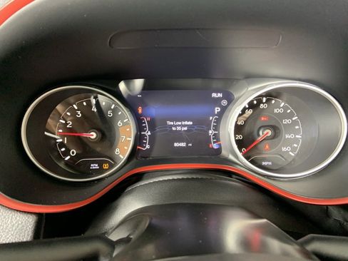 Used 2018 Jeep Compass Trailhawk w/ Navigation Group image 10