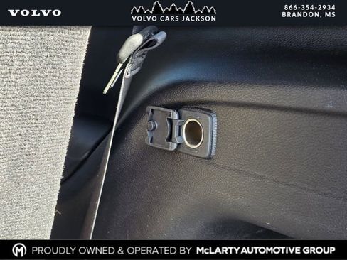 Used 2021 Jeep Grand Cherokee L Limited RWD image 32
