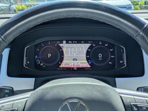 Used 2022 Volkswagen Atlas SEL Premium AWD/4WD image 24