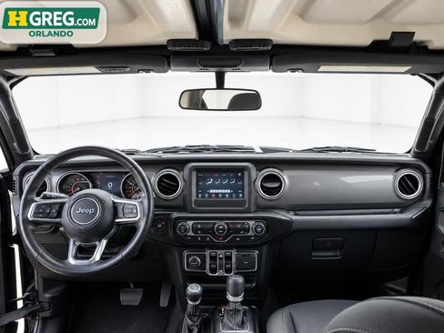 Used 2021 Jeep Wrangler Unlimited Sahara AWD/4WD image 11