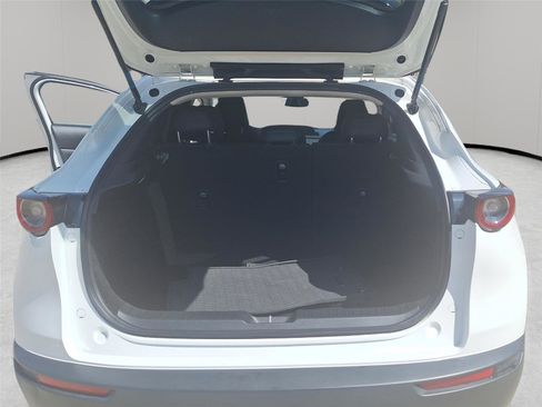 Used 2021 MAZDA CX-30 FWD 2.5 S w/ Select Package image 12