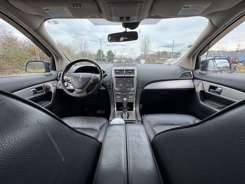 Used 2013 Lincoln MKX AWD image 18