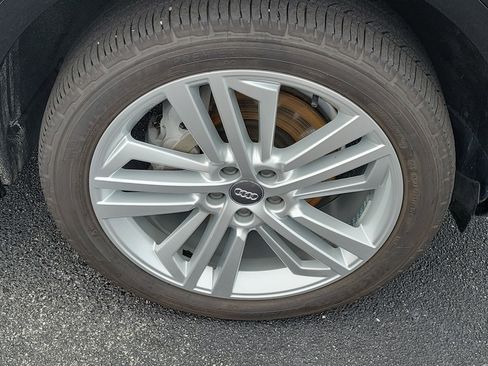 Used 2019 Audi Q5 Premium Plus image 8