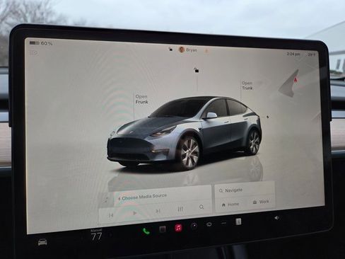 Used 2023 Tesla Model Y Long Range image 45