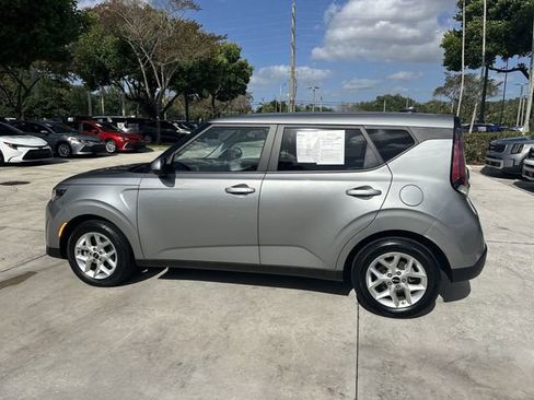 Used 2024 Kia Soul LX w/ Option Group 015 FWD image 37