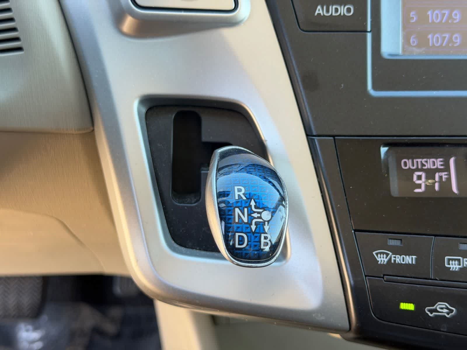 Used 2014 Toyota Prius V Five FWD image 28