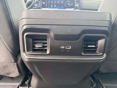 Used 2023 Chevrolet Silverado 1500 RST w/ Protection Package AWD/4WD image 21