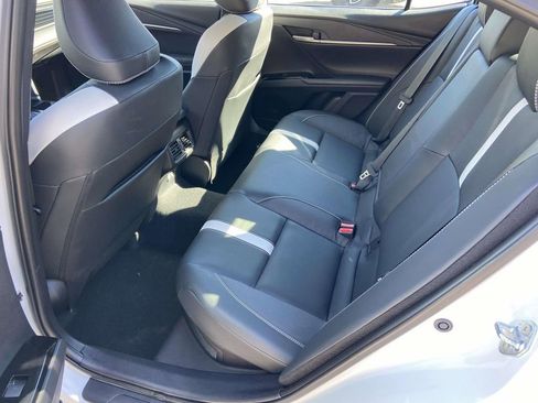 Used 2025 Toyota Camry SE w/ Multimedia Upgrade Package image 20