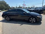 Used 2024 Hyundai Elantra SEL w/ Convenience Package image 5