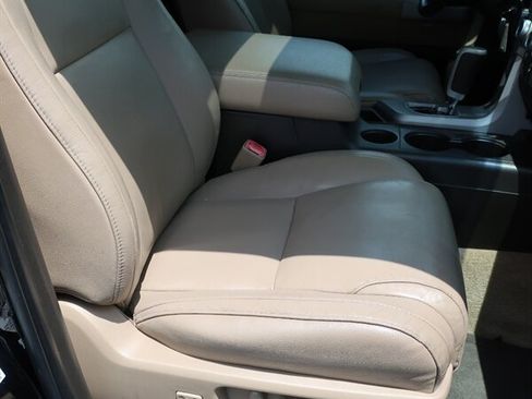 Used 2008 Toyota Sequoia Limited RWD image 24