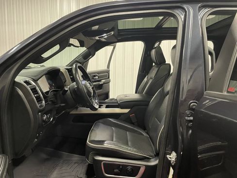 Used 2019 RAM 1500 Laramie image 41