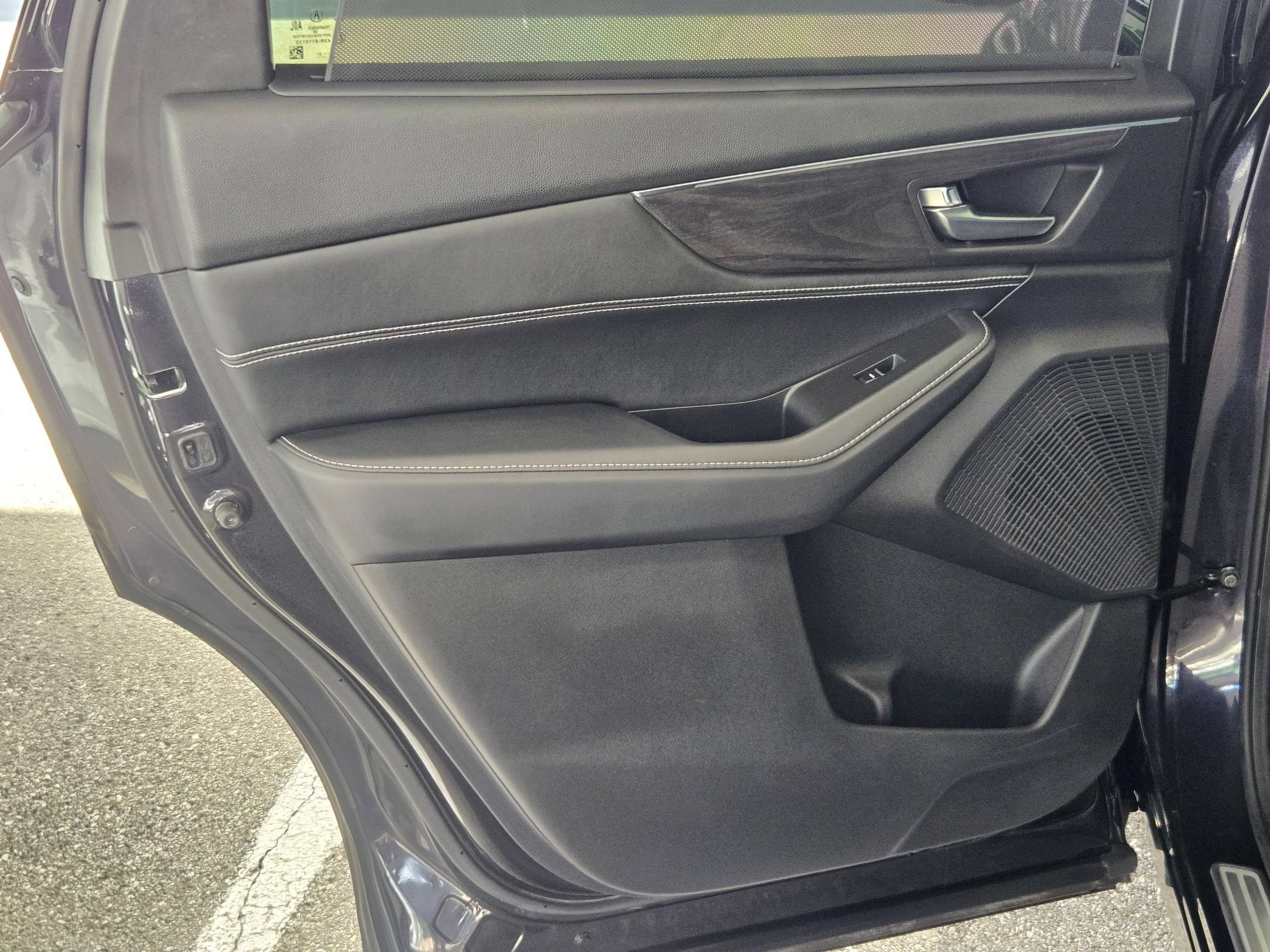 Certified 2022 Acura MDX w/ Advance Package AWD/4WD image 15