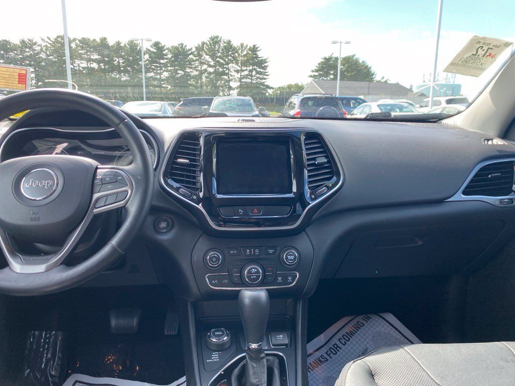 Used 2020 Jeep Cherokee Limited AWD/4WD image 10