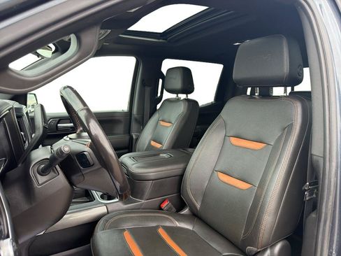 Used 2020 GMC Sierra 1500 AT4 w/ AT4 Premium Package AWD/4WD image 2