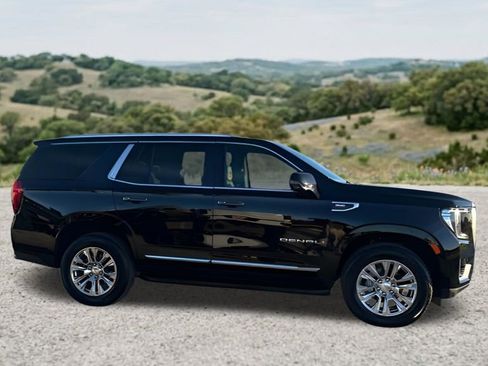 Certified 2024 GMC Yukon Denali w/ Max Trailering Package AWD/4WD image 13