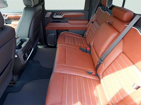 New 2026 GMC Sierra 3500 Denali Ultimate image 22