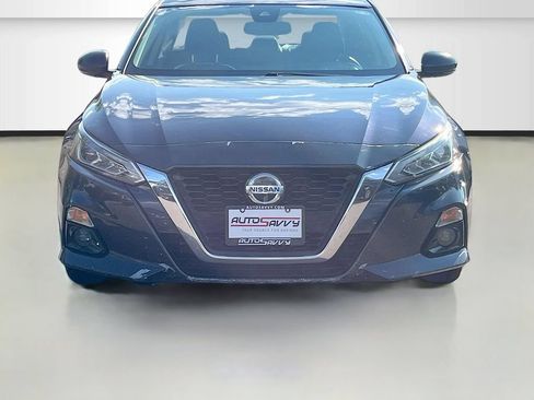 Used 2019 Nissan Altima 2.5 SL FWD image 2