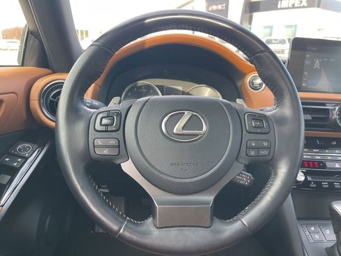 Used 2023 Lexus IS 300 w/ Comfort Package image 18