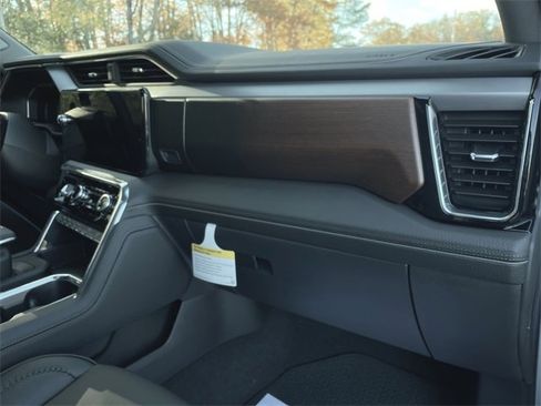 New 2026 GMC Sierra 1500 Denali image 38