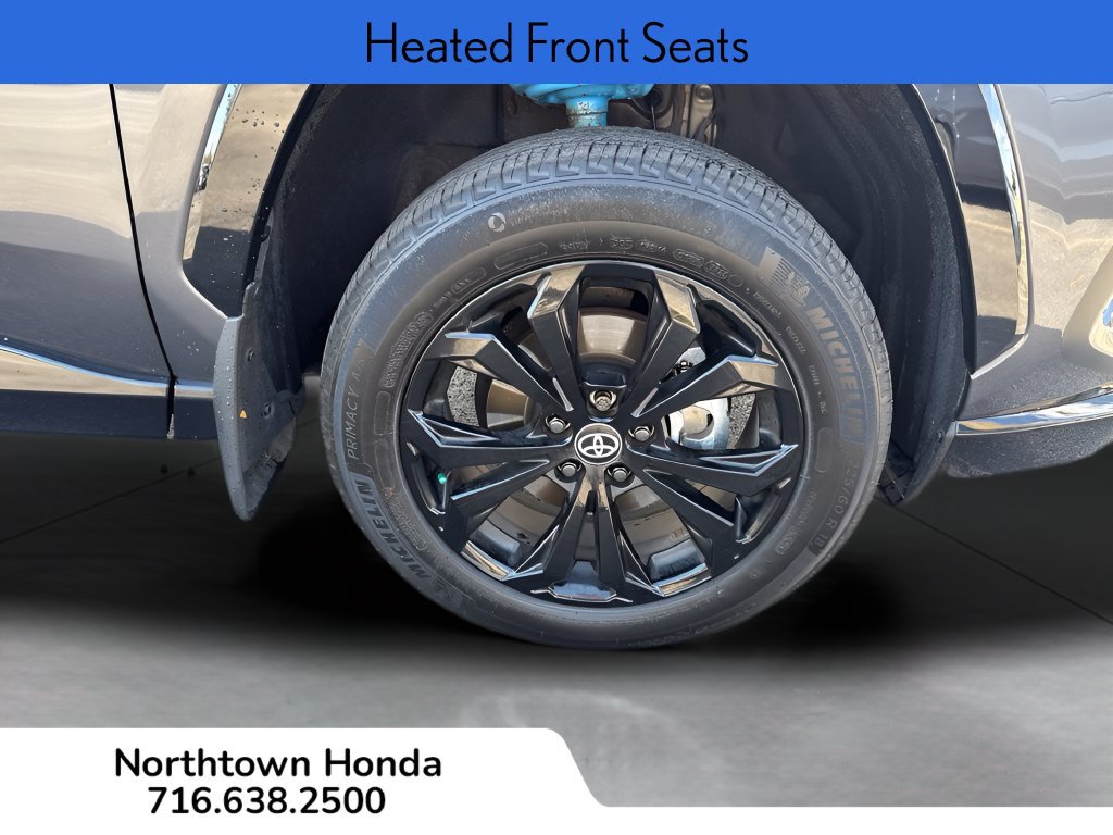 Used 2024 Toyota RAV4 XSE w/ Advanced Technology Package AWD/4WD image 15