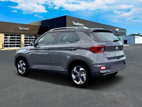 New 2026 Hyundai Venue SEL image 4