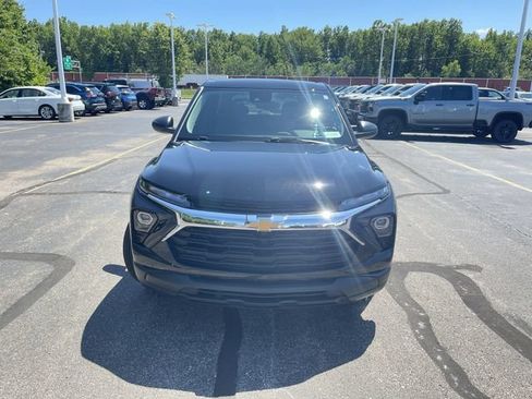 Used 2025 Chevrolet TrailBlazer LS w/ LS Convenience Package FWD image 28
