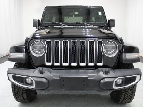 Used 2021 Jeep Wrangler Unlimited Sahara AWD/4WD image 3