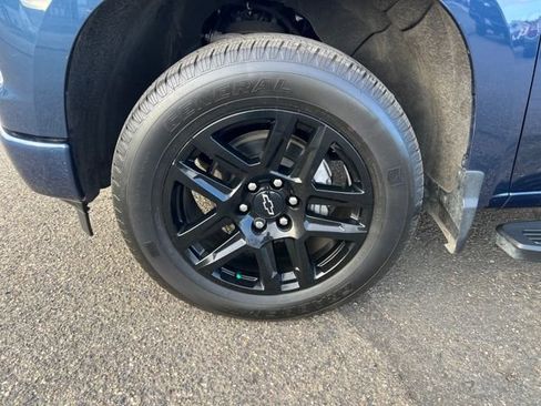 Used 2023 Chevrolet Silverado 1500 Custom w/ LPO, Dark Essentials Package image 22