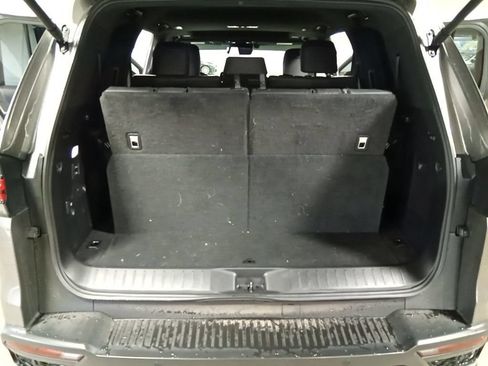 Used 2024 Lexus LX 600 F Sport AWD/4WD image 11