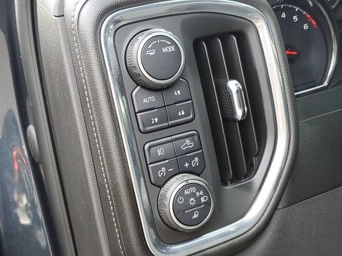 Used 2021 Chevrolet Silverado 1500 LT Trail Boss w/ Convenience Package II AWD/4WD image 24