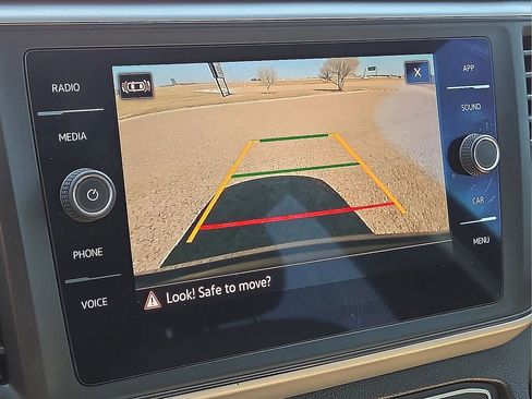 Used 2021 Volkswagen Atlas Cross Sport SE image 25