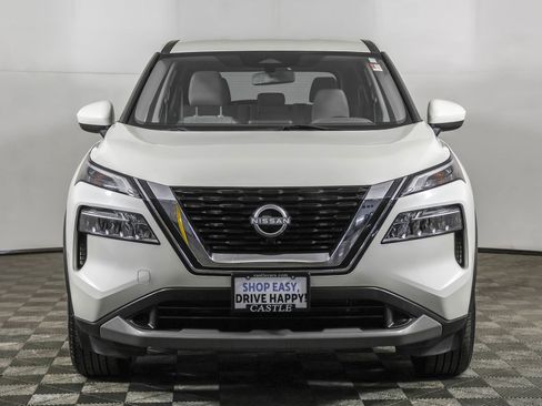 Used 2023 Nissan Rogue SV image 10