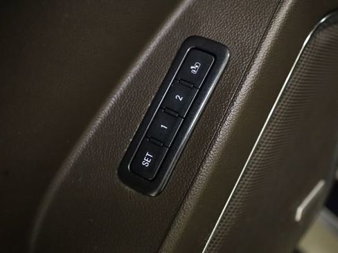 Used 2018 GMC Yukon Denali w/ Denali Ultimate Package image 19