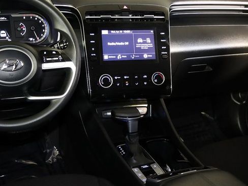 Used 2023 Hyundai Tucson SEL image 16