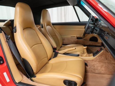 Used 1997 Porsche 911 Carrera RWD image 35