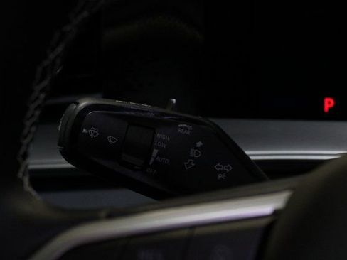 New 2026 Volkswagen Tiguan SE image 7