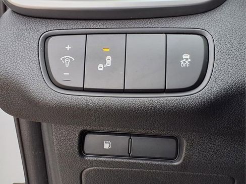 Used 2020 Kia Sorento LX w/ LX I4 Convenience Package image 17