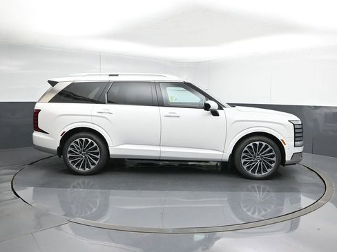 New 2026 Hyundai Palisade Calligraphy FWD image 6