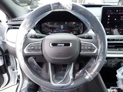 New 2026 Jeep Compass Limited AWD/4WD image 18
