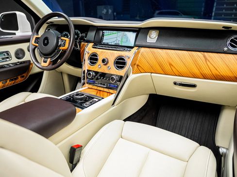 Used 2019 Rolls-Royce Cullinan image 59