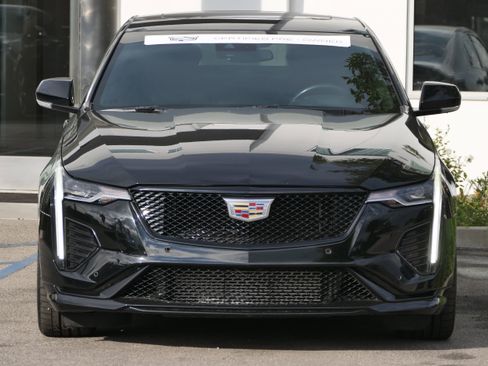 Certified 2023 Cadillac CT4 V w/ Navigation Package image 9