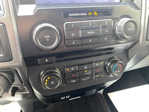 Used 2016 Ford F150 XLT w/ Equipment Group 302A Luxury AWD/4WD image 19