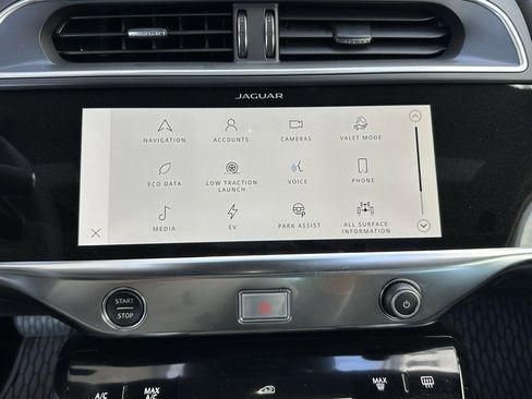 New 2024 Jaguar I-PACE R-Dynamic HSE image 25