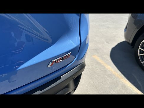 Used 2024 Chevrolet Trax RS w/ Sunroof Package FWD image 6